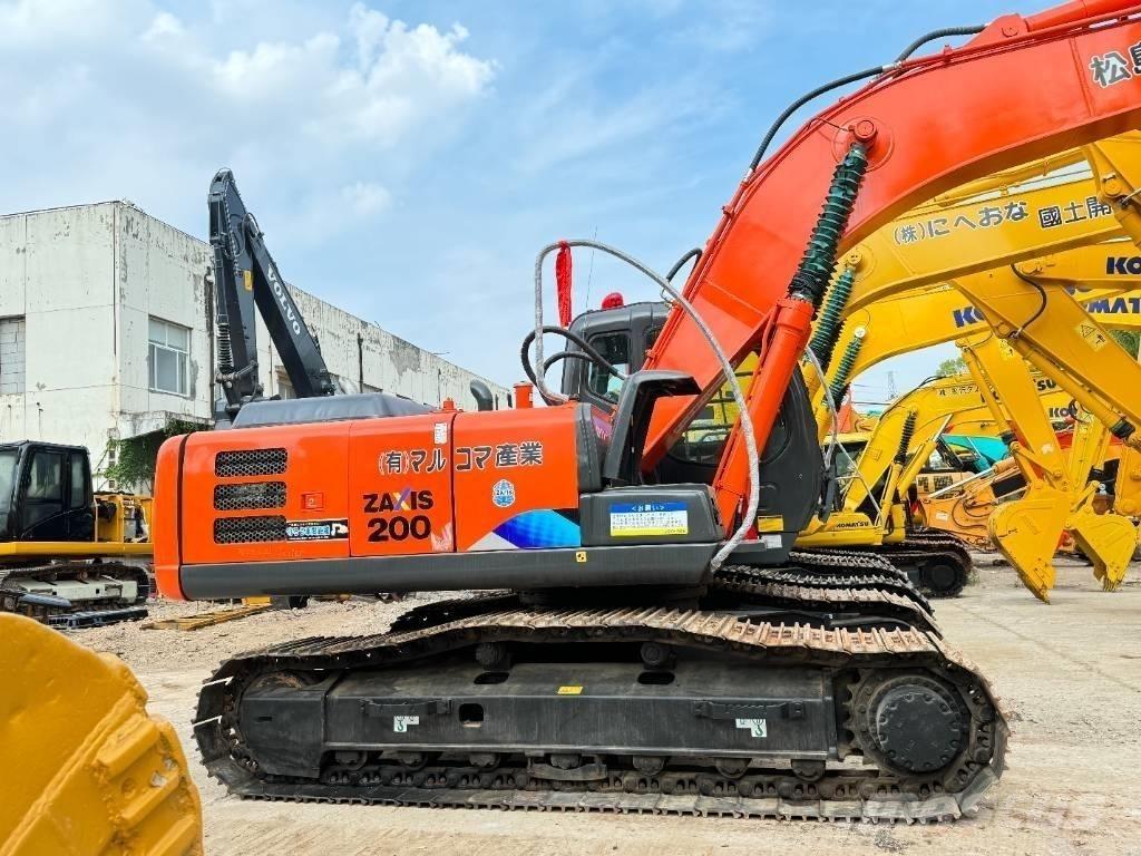 Hitachi ZX 200 Lánctalpas kotrók