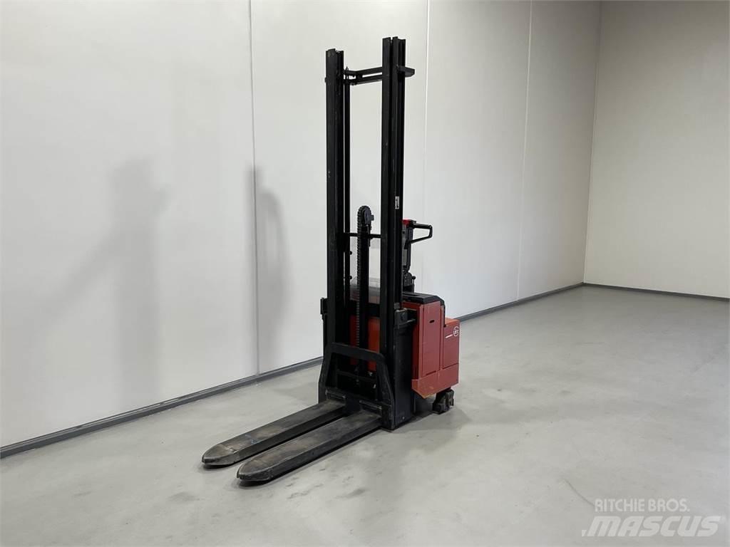 BT LSV 1250/11 Elektromos gyalogkíséretű targoncák