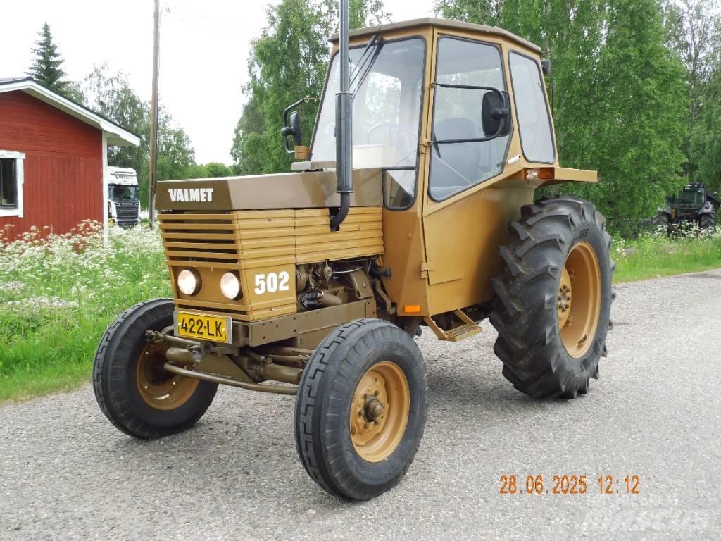 Valmet 502 Traktorok
