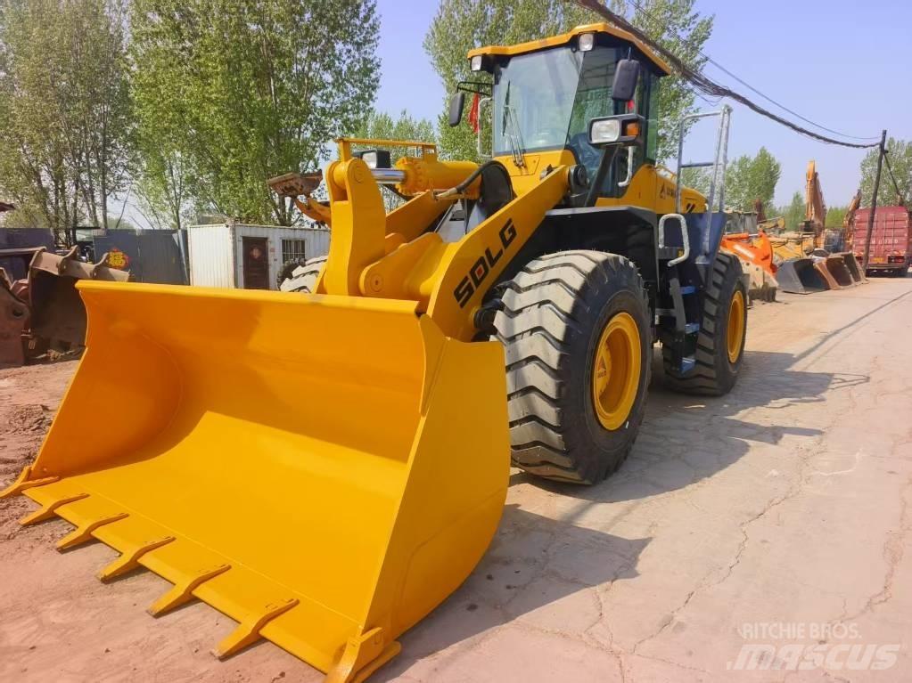 SDLG LG956L Gumikerekes homlokrakodók