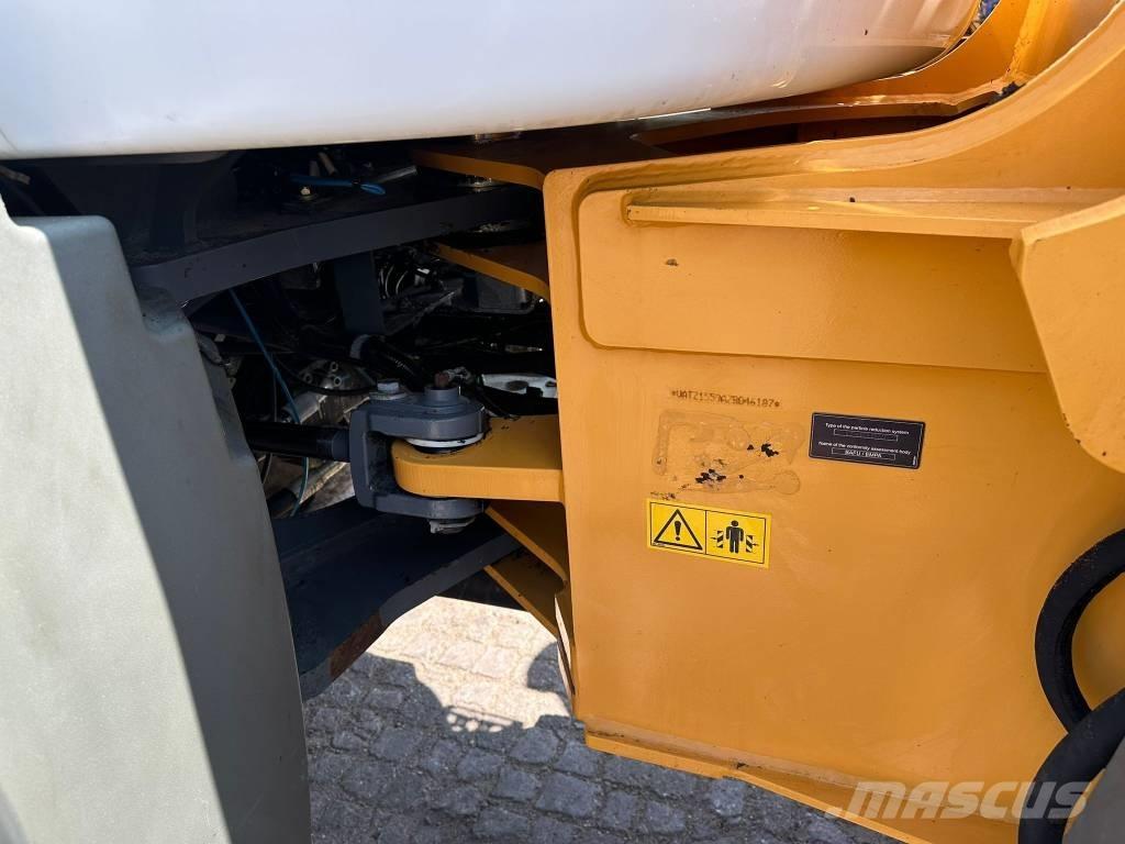 Liebherr L 538 Gumikerekes homlokrakodók