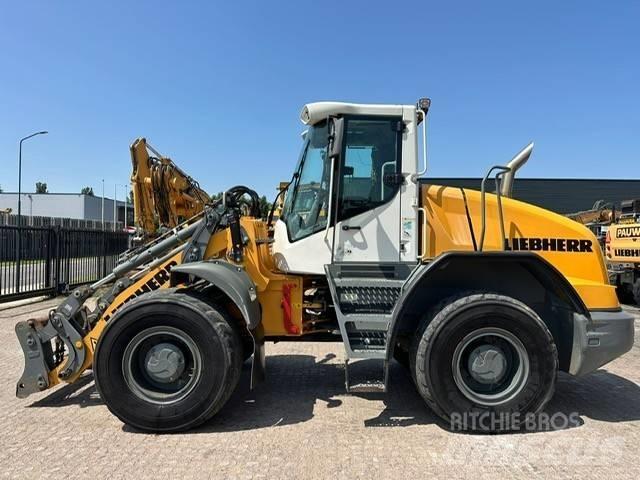Liebherr L 538 Gumikerekes homlokrakodók