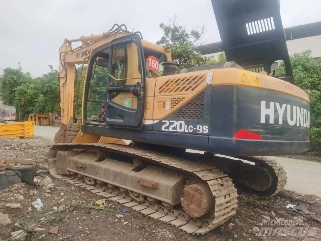 Hyundai R220lc-9s Lánctalpas kotrók