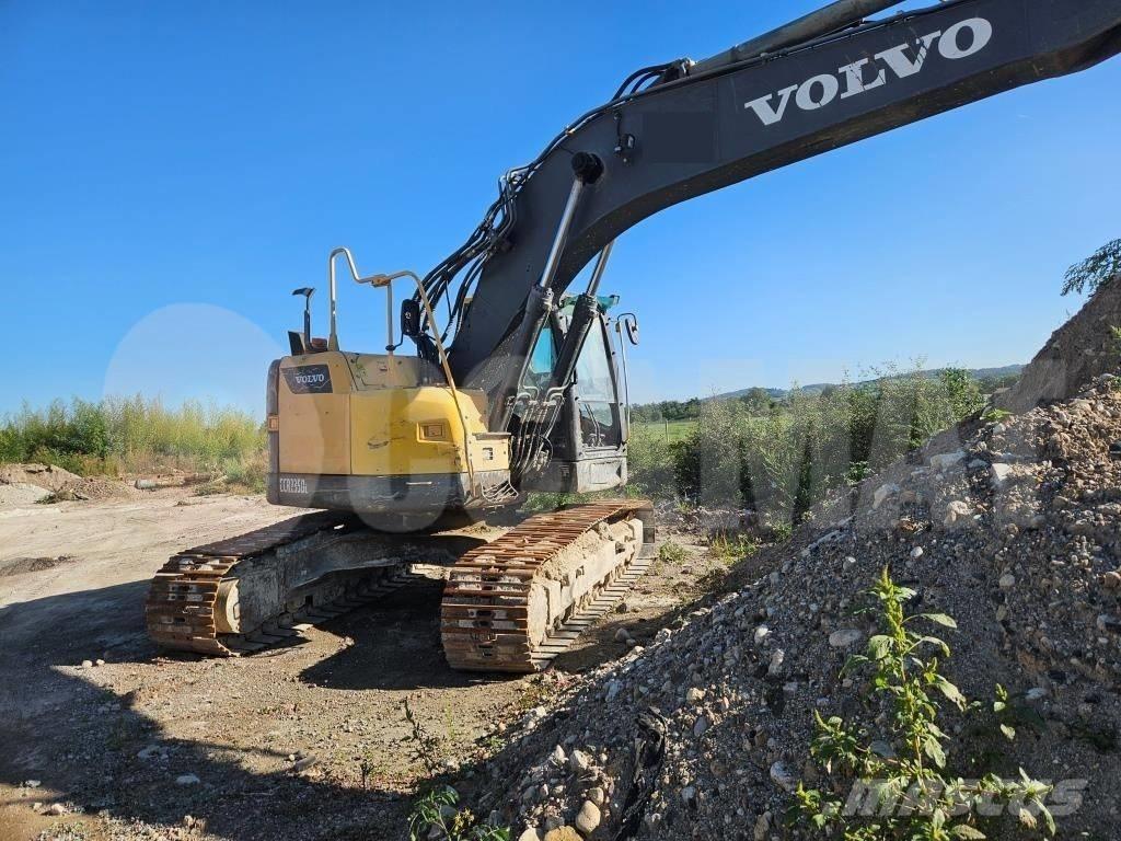 Volvo ECR 235 D Lánctalpas kotrók