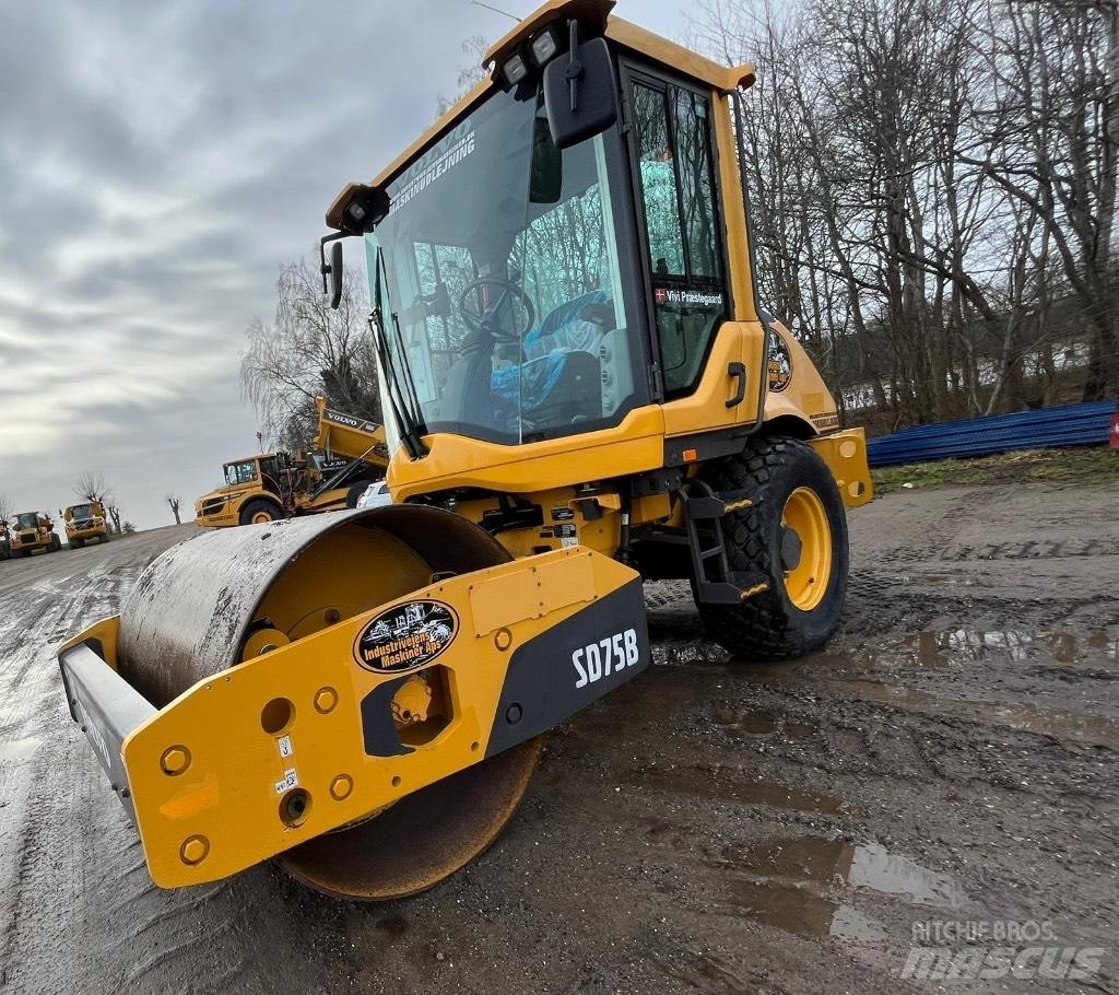Volvo SD 75 Egydobos hengerek