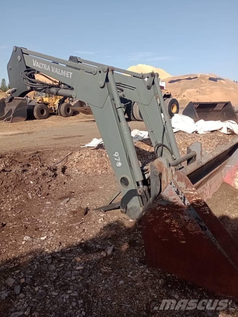 Valtra 8950 Hitec Traktorok
