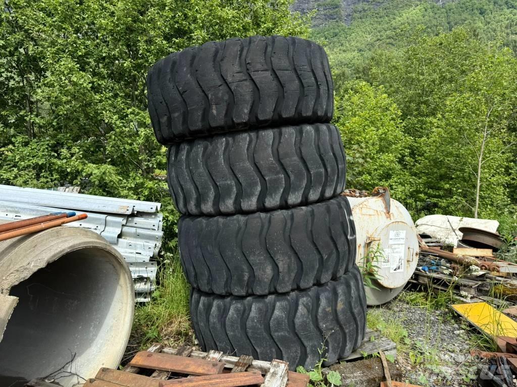 Goodyear 23,5R25 Gumiabroncsok, kerekek és felnik