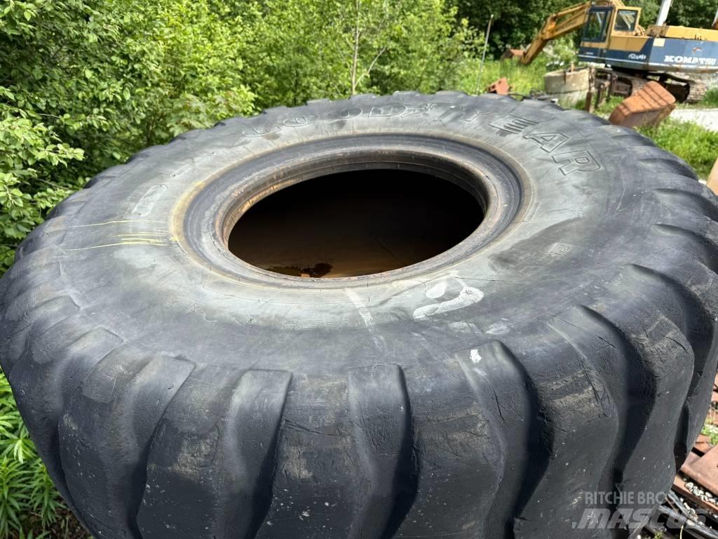 Goodyear 23,5R25 Gumiabroncsok, kerekek és felnik