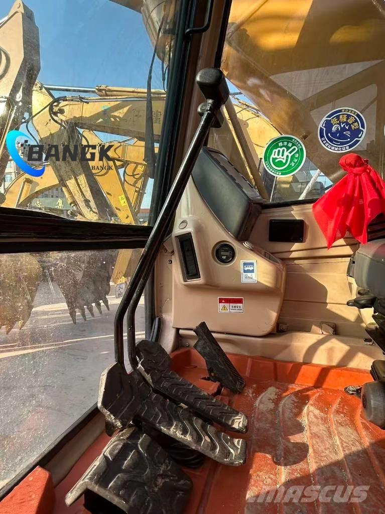 CAT 320 B Lánctalpas kotrók