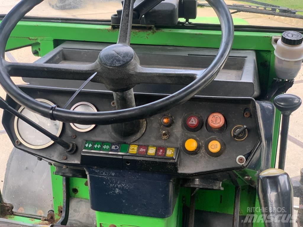 Deutz-Fahr D7207C Traktorok