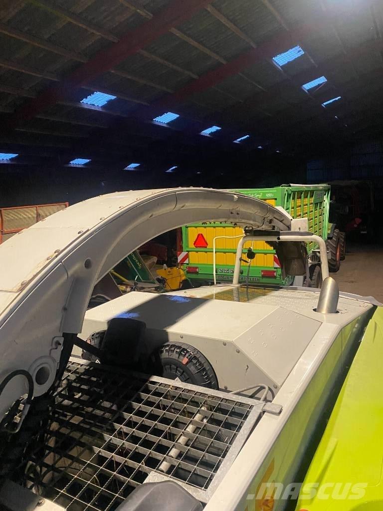 CLAAS Jaguar 960 Önjáró szecskázók