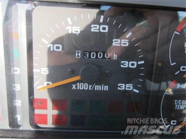 TADANO GR300EX Terepdaruk