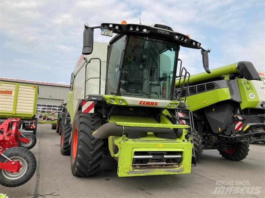 CLAAS Trion 520 Kombájnok