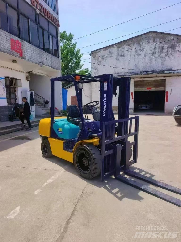 Komatsu FD 30 Dízel targoncák