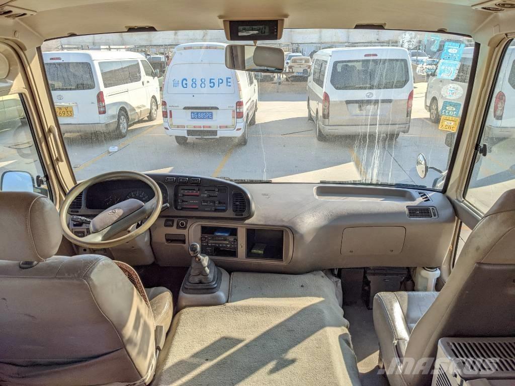 Toyota Coaster Bus Mini buszok