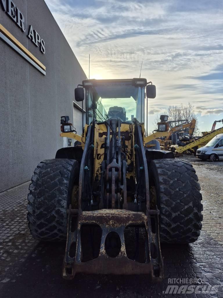 Volvo L 90 G Gumikerekes homlokrakodók