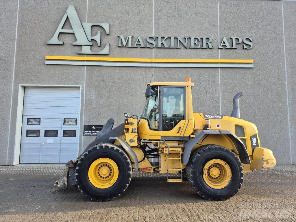 Volvo L 90 G Gumikerekes homlokrakodók