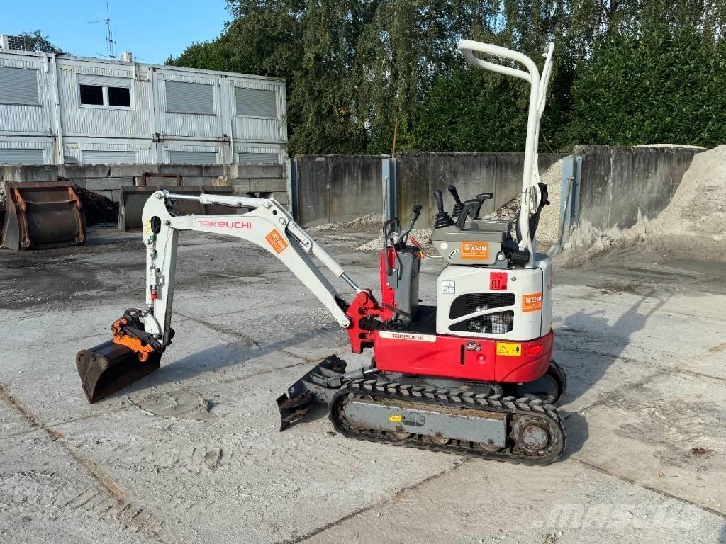 Takeuchi TB 210 R Mini kotrók < 7t
