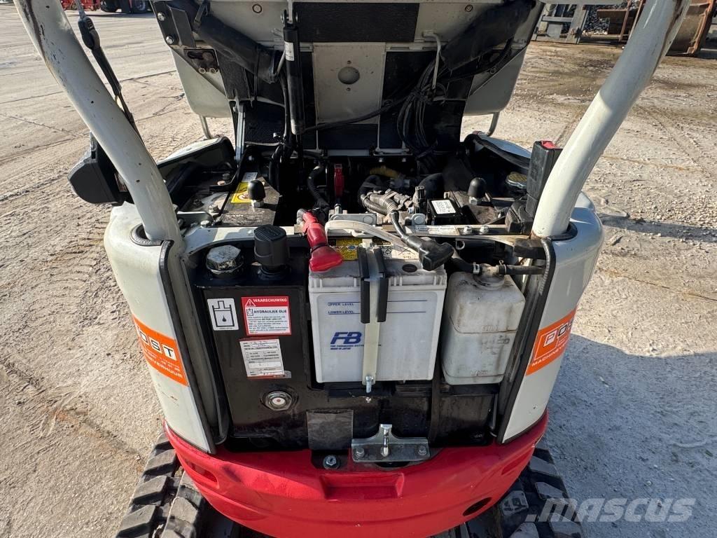 Takeuchi TB 210 R Mini kotrók < 7t