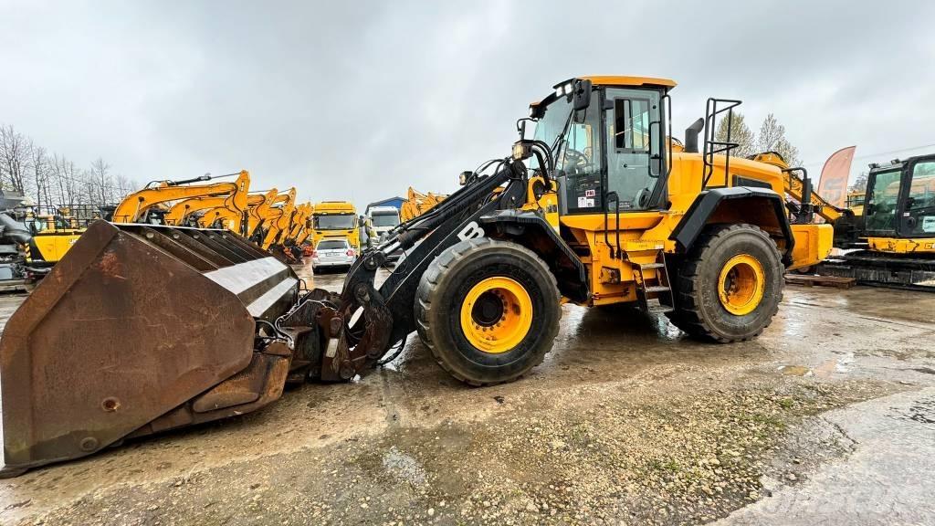 JCB 457 HT Gumikerekes homlokrakodók