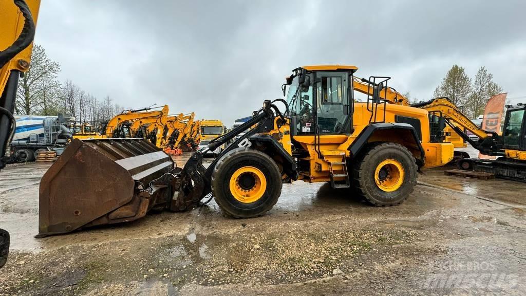 JCB 457 HT Gumikerekes homlokrakodók