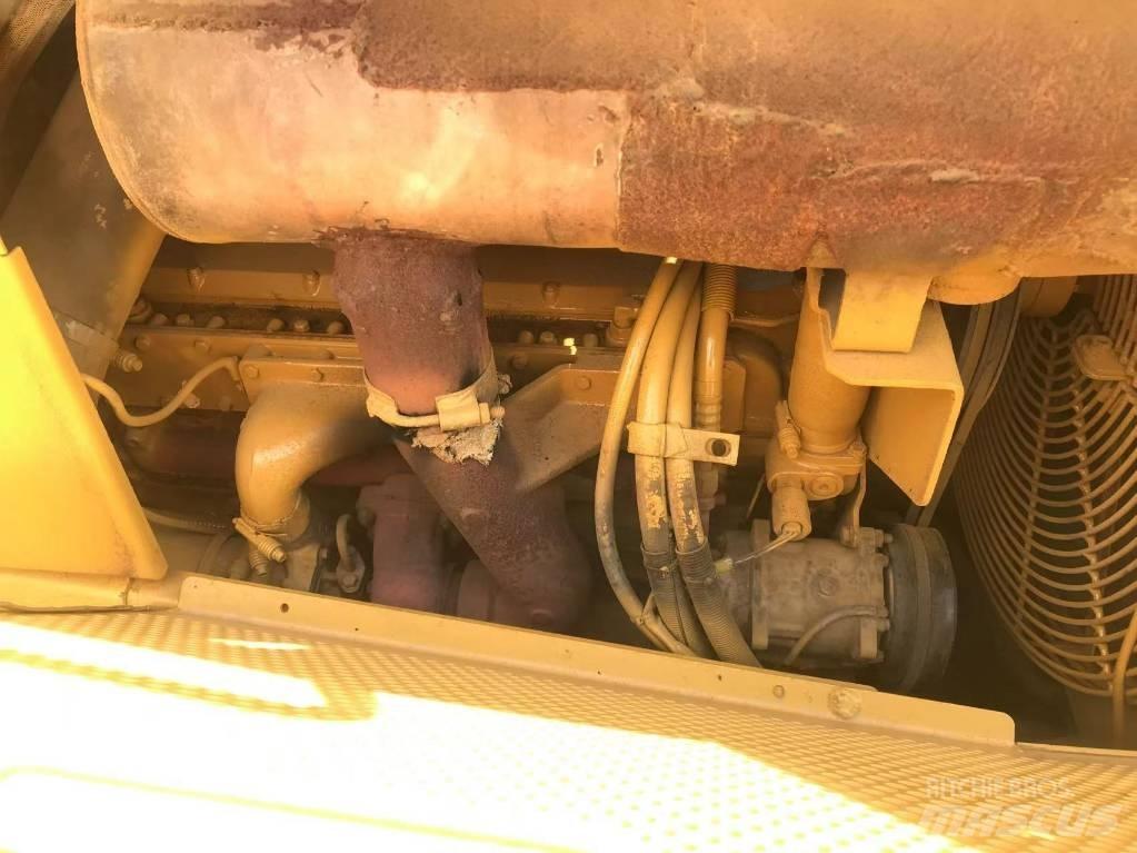 CAT D 6 G lánctalpas dózerek