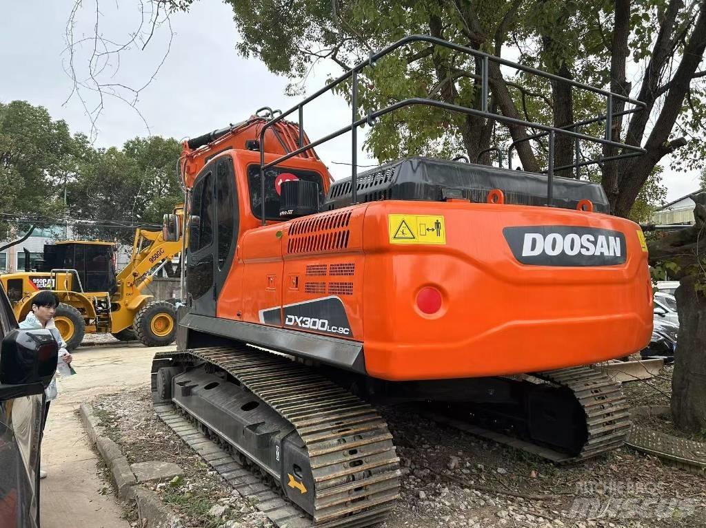 Doosan DX300LC-9c Lánctalpas kotrók