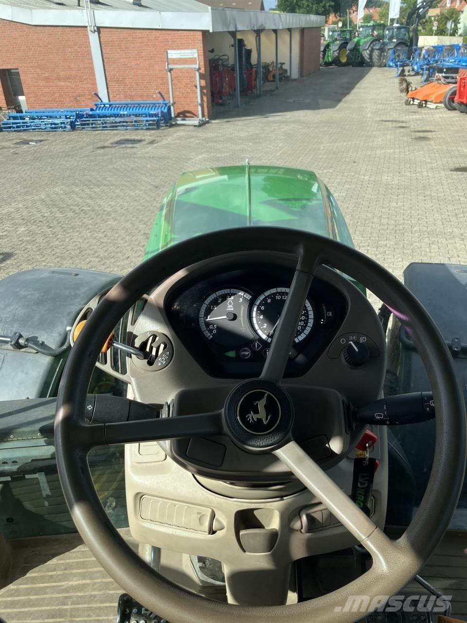 John Deere 6155R Traktorok