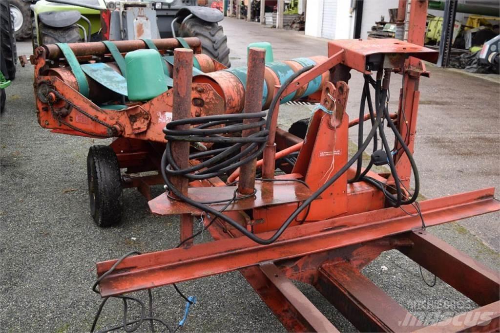Kverneland UN7558 Göngyölő gépek