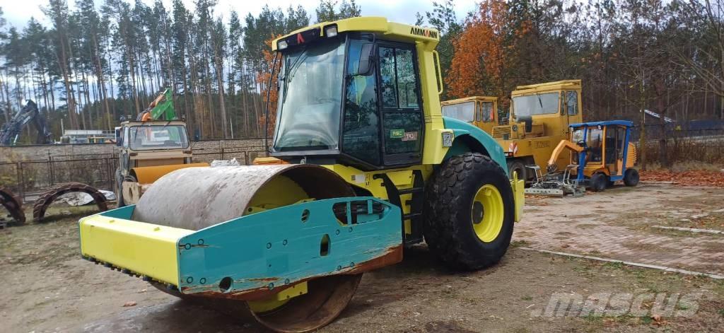 Ammann ASC 110 D Egydobos hengerek
