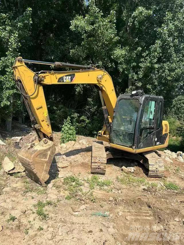 CAT 307 Lánctalpas kotrók