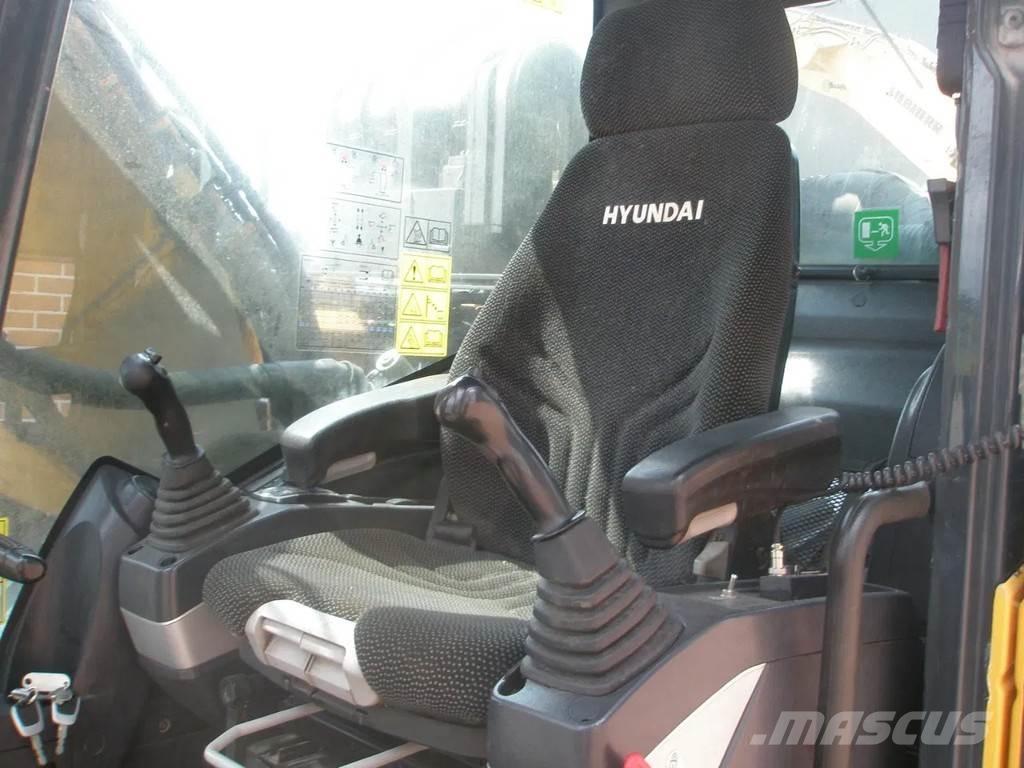 Hyundai HX260LC Lánctalpas kotrók