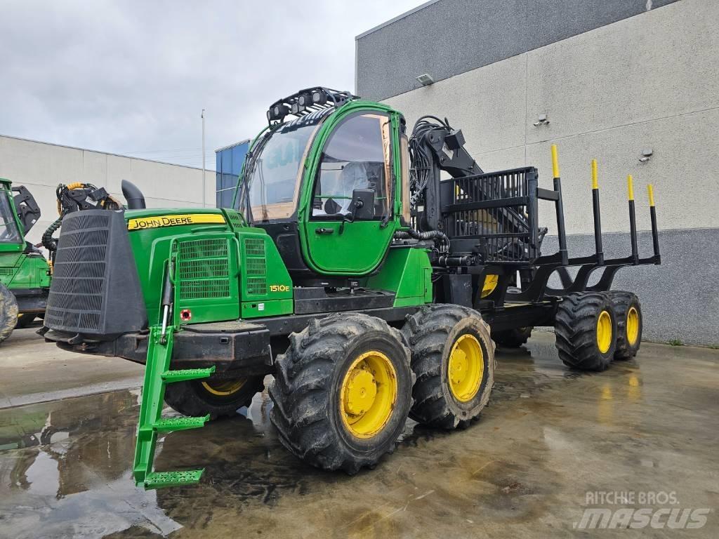 John Deere 1510 E Kihordók
