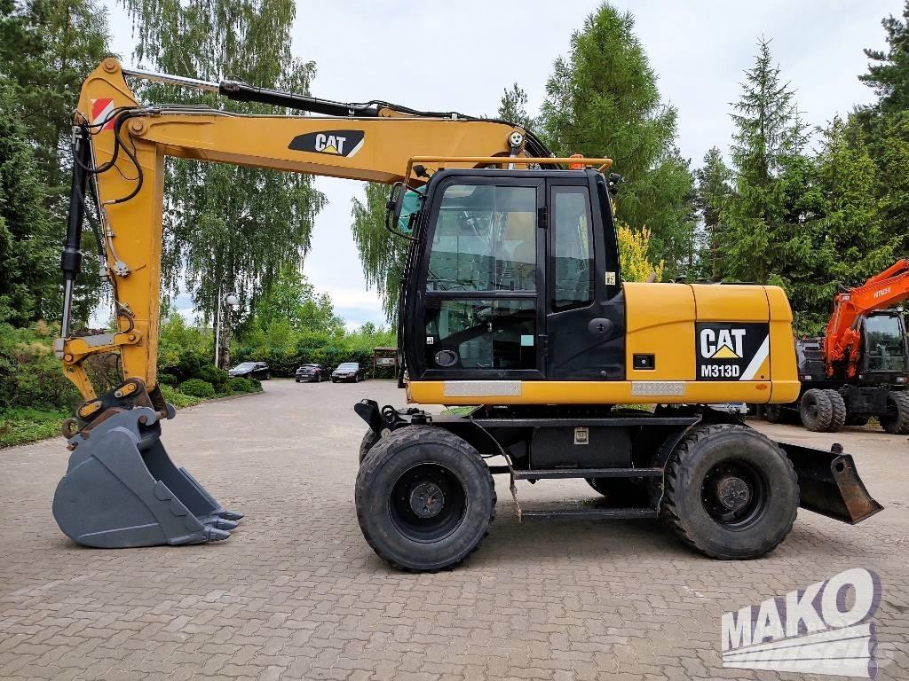 CAT M 313 D Gumikerekes kotrók