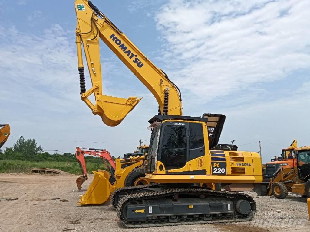 Komatsu PC 220-8 Lánctalpas kotrók