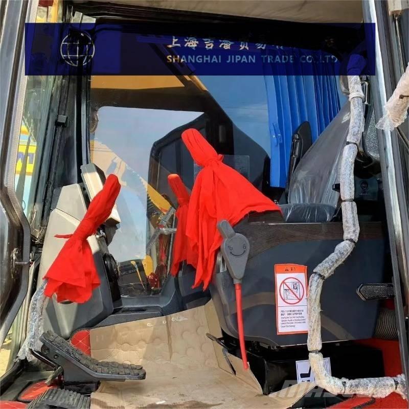 Sany SY 215 Lánctalpas kotrók