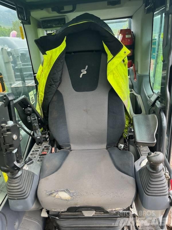 Komatsu PC 170 LC-11 Lánctalpas kotrók
