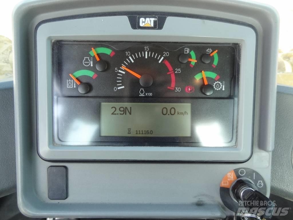CAT 972 MXE Gumikerekes homlokrakodók