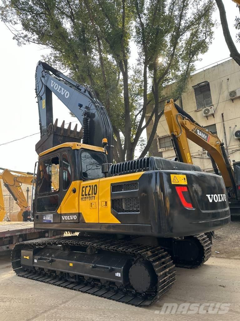 Volvo EC 210 Közepes (midi) kotrók 7 t - 12 t