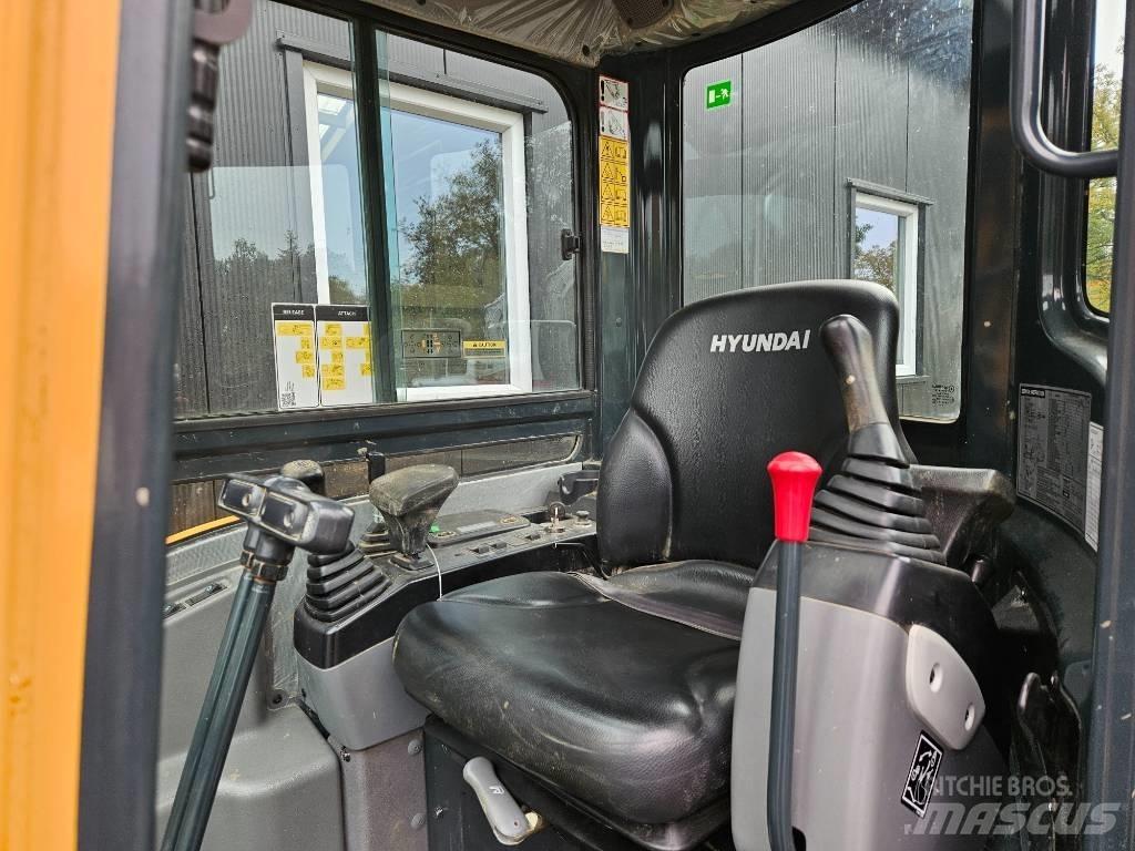 Hyundai Robex 25-9 Mini kotrók < 7t