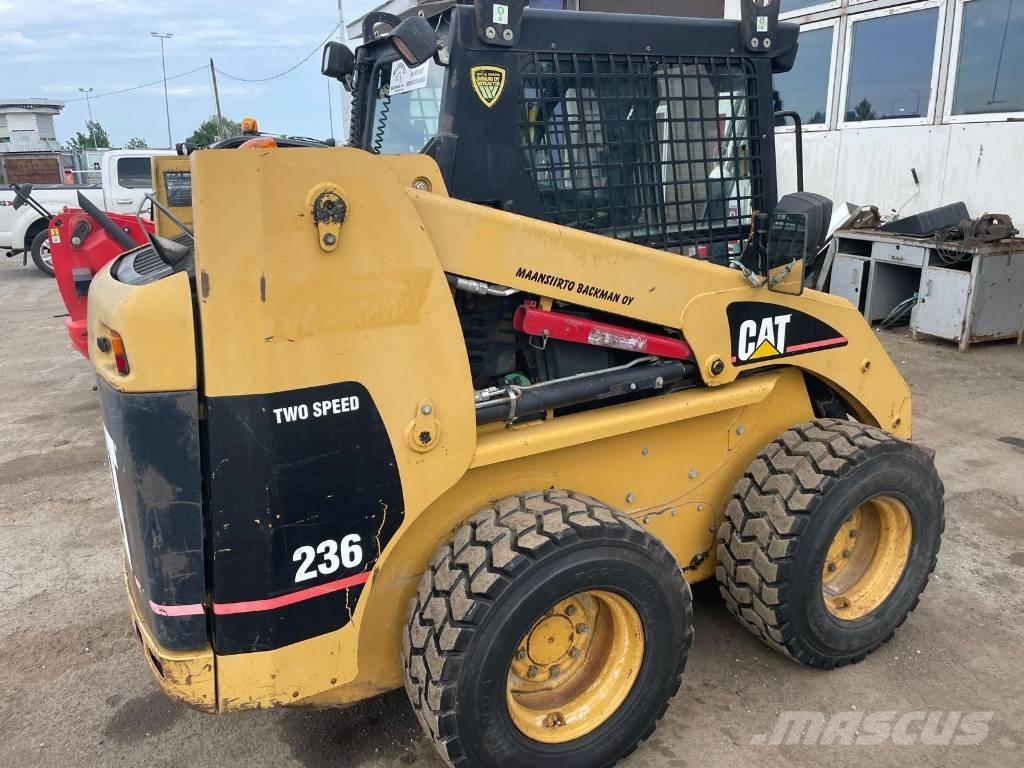 CAT 236 Kompaktrakodók