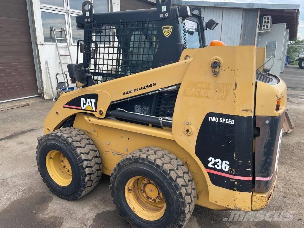 CAT 236 Kompaktrakodók