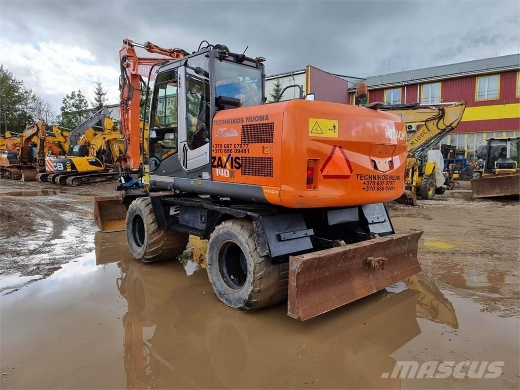 Hitachi ZX 140 W-3 Gumikerekes kotrók