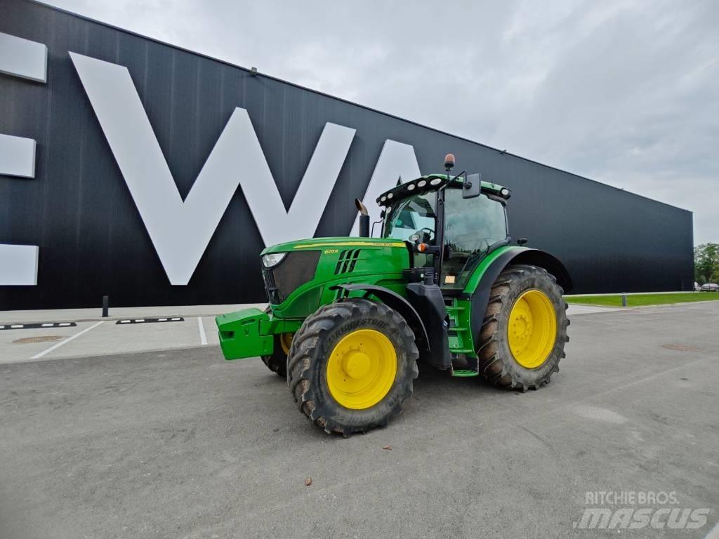 John Deere 6215 R Traktorok