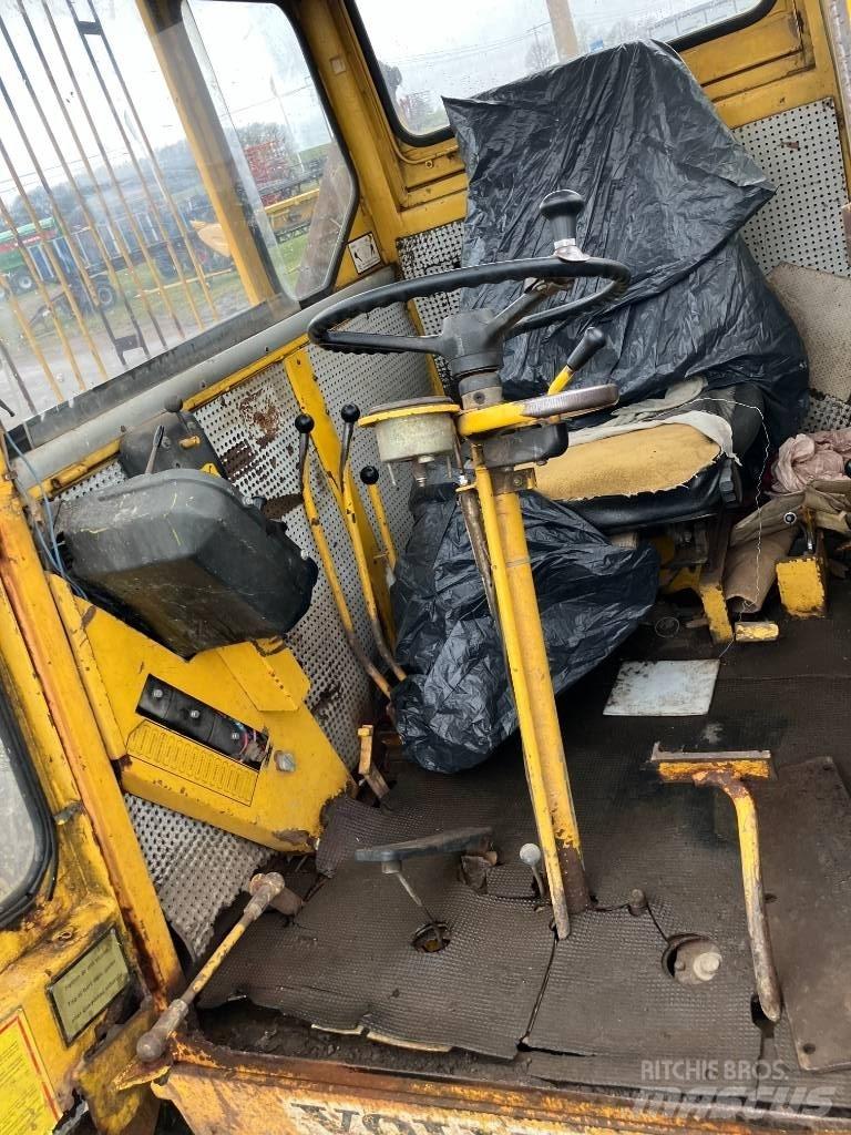 Volvo BM 641 Homlokrakodók és kotrók