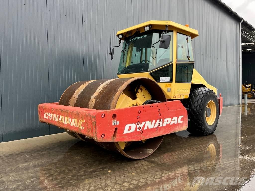 Dynapac CA302D Egydobos hengerek