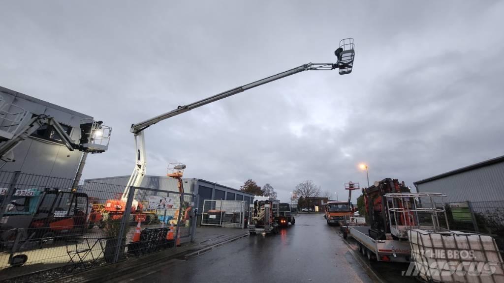 Niftylift HR 28 Karos emelők