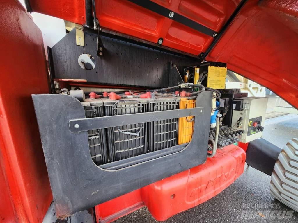 Niftylift HR 28 Karos emelők