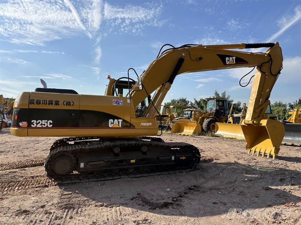 CAT 325C Lánctalpas kotrók