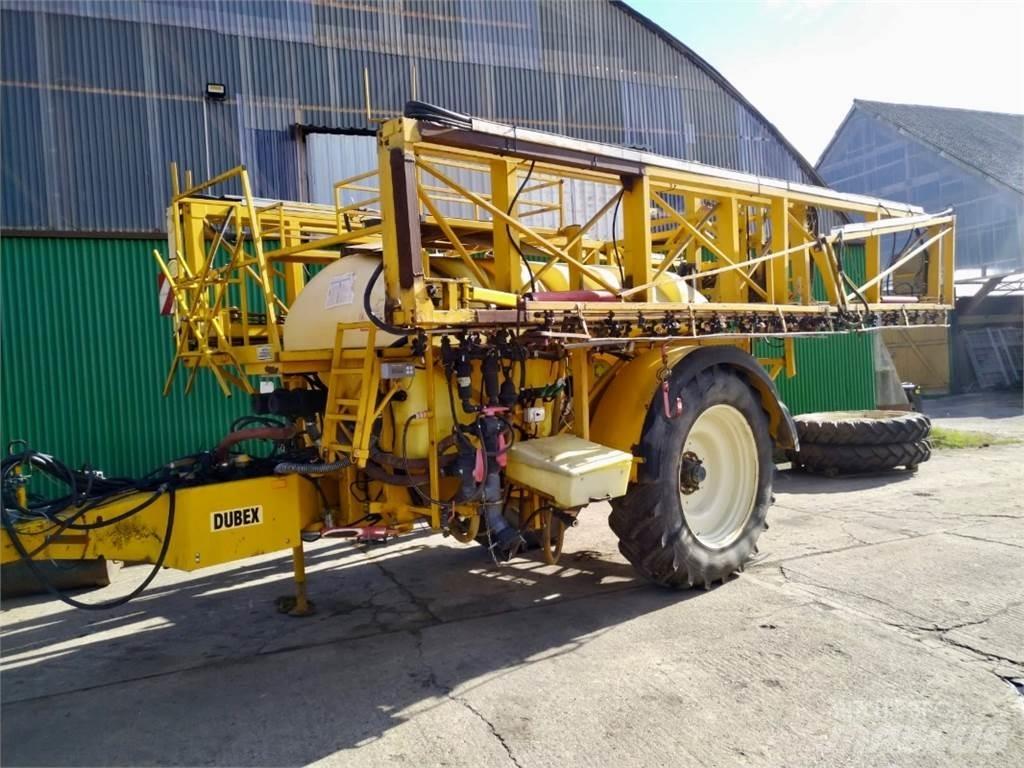 Dubex Mentor 9804 Vontatott trágyaszórók